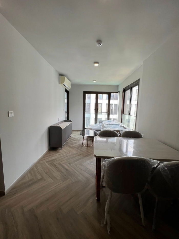 For Rent Chapter Thonglor 25 near BTS Ekkamai Thonglor Negotiable Line ID: @condobkk (with @) Code  H33297