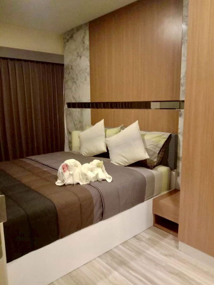 Sriracha Condo for rent, Plus, beautiful room, fully decorated, with furniture, very cheap price