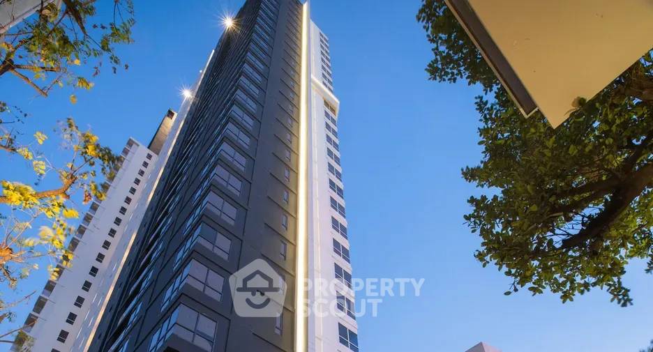 1-BR Condo at HQ Thonglor near BTS Thong Lor (ID 2196069)