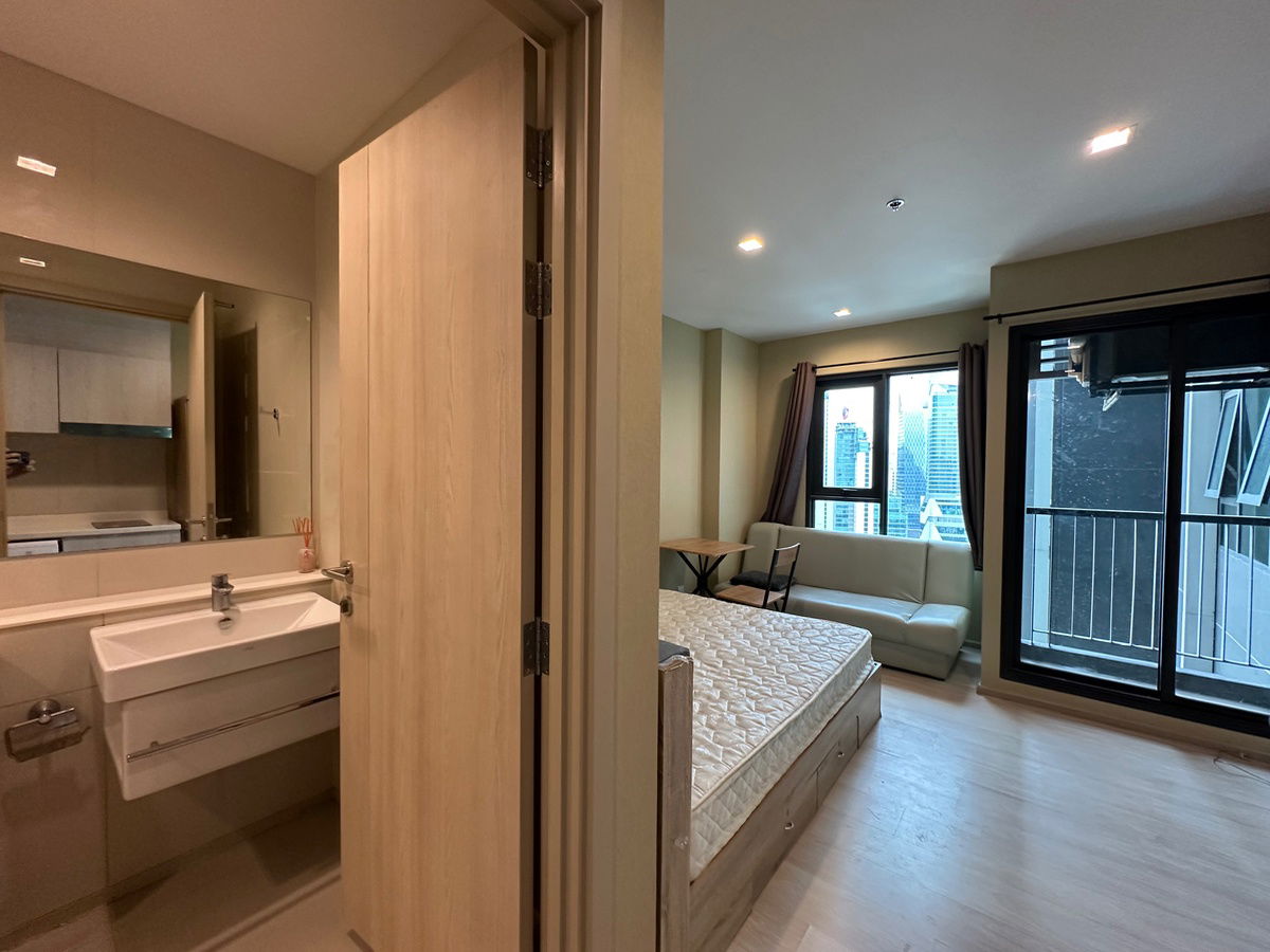 Life one wireless 24 sqm 16000/ month ‼️High floor