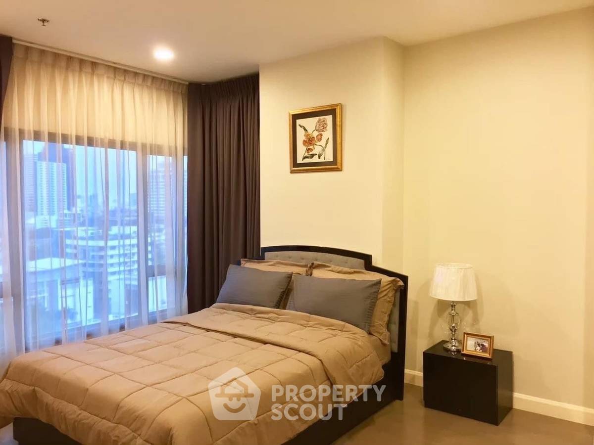 2-BR Condo at The Crest Sukhumvit 34 near BTS Thong Lor (ID 1698293)