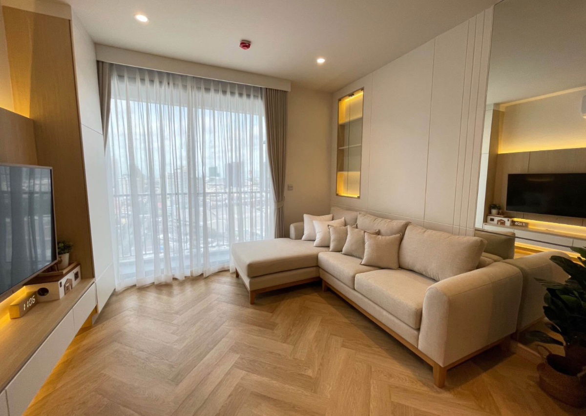 MARU LADPRAO                 15