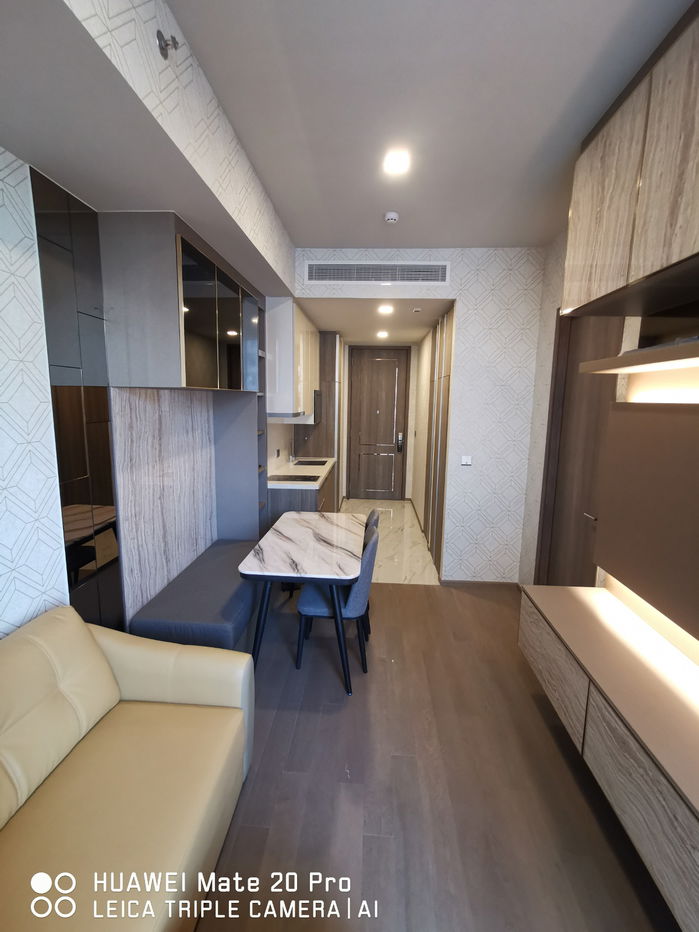 ให้เช่าคอนโด​ (เซเลส​ อโศก​ คอนโด​ 1นอน เฟอร์นิเจอร์ครบ ราคาพิเศษ Id​ line​:normal168