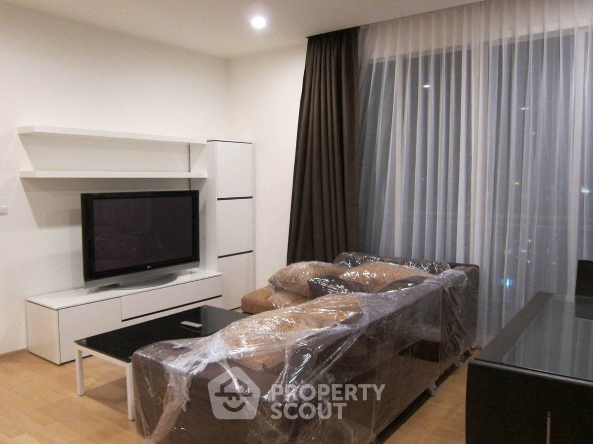 2-BR Condo at 39 By Sansiri near BTS Phrom Phong (ID 825223)