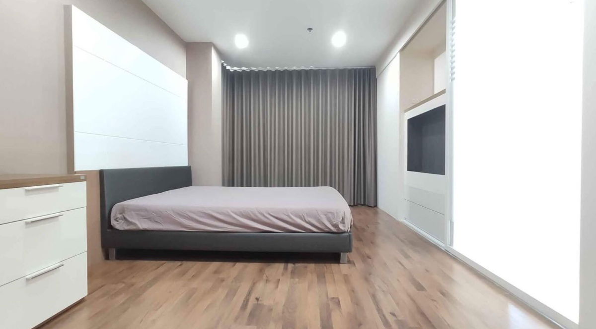 Q House                        Sathorn