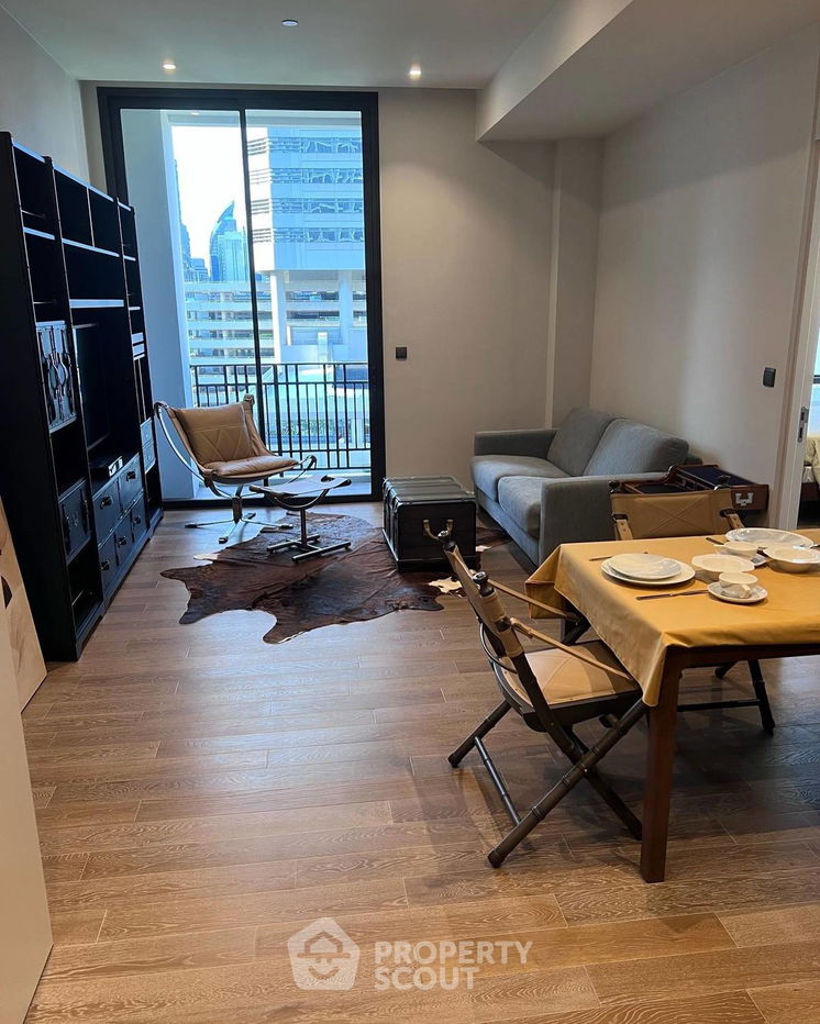 1-BR Condo at Muniq Langsuan near BTS Ratchadamri (ID 1393851)