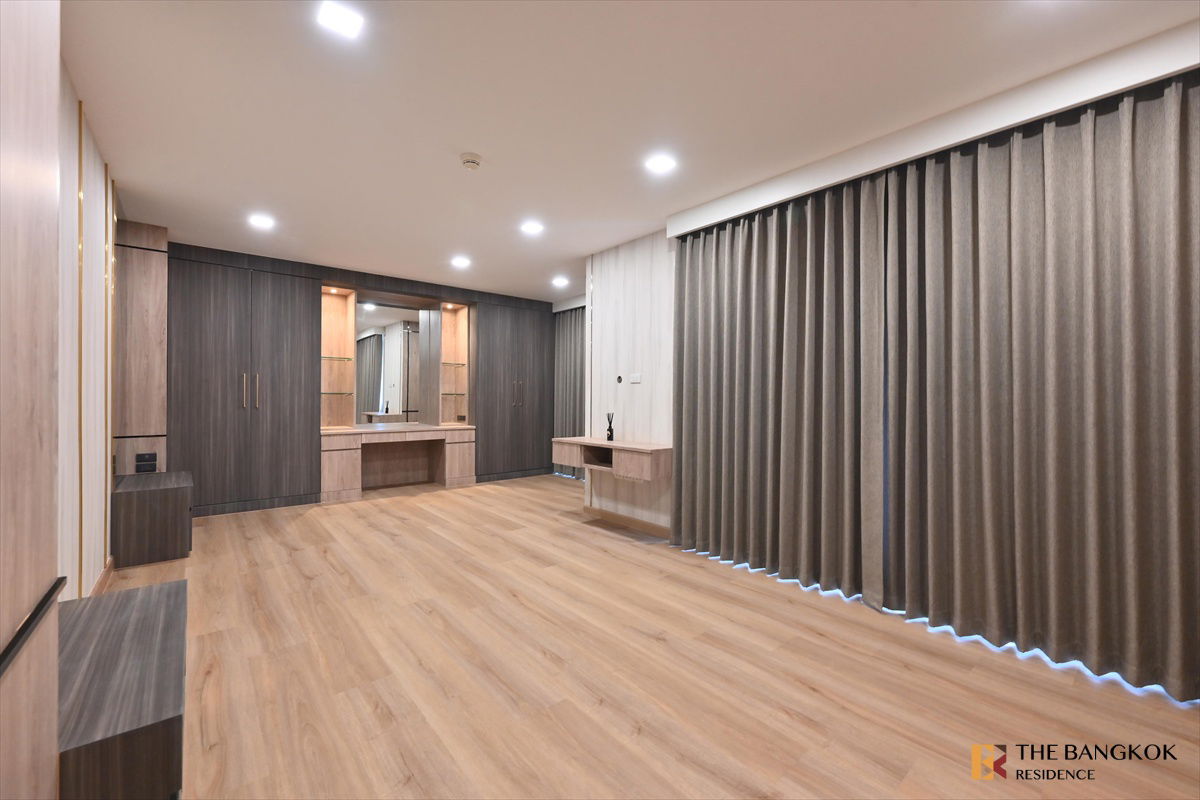 Somkid Gardens, Fantastic Interior in hommy environment near BTS Chidlom