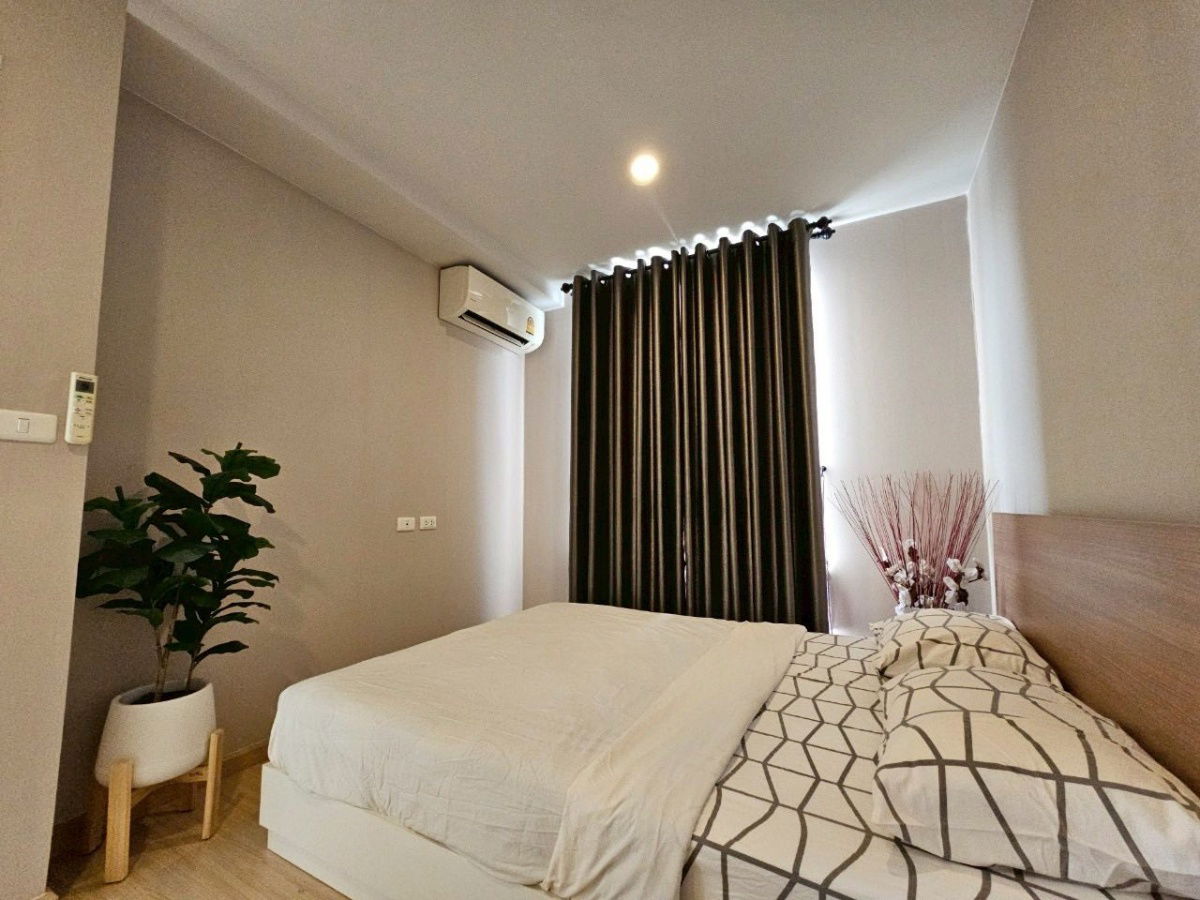 For Rent The Tree Onnut Station BTS Onnut (550 m./8min walk) Negotiable Line ID: @condobkk (with @) Code  H33318