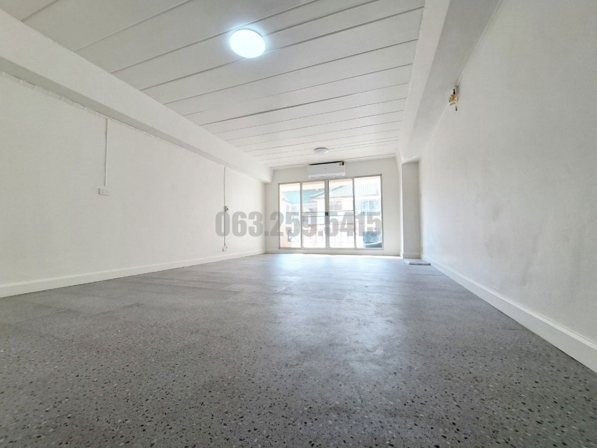 Condo for rent, Bangna Place, Bangna Place, completely renovated, ready to move in immediately