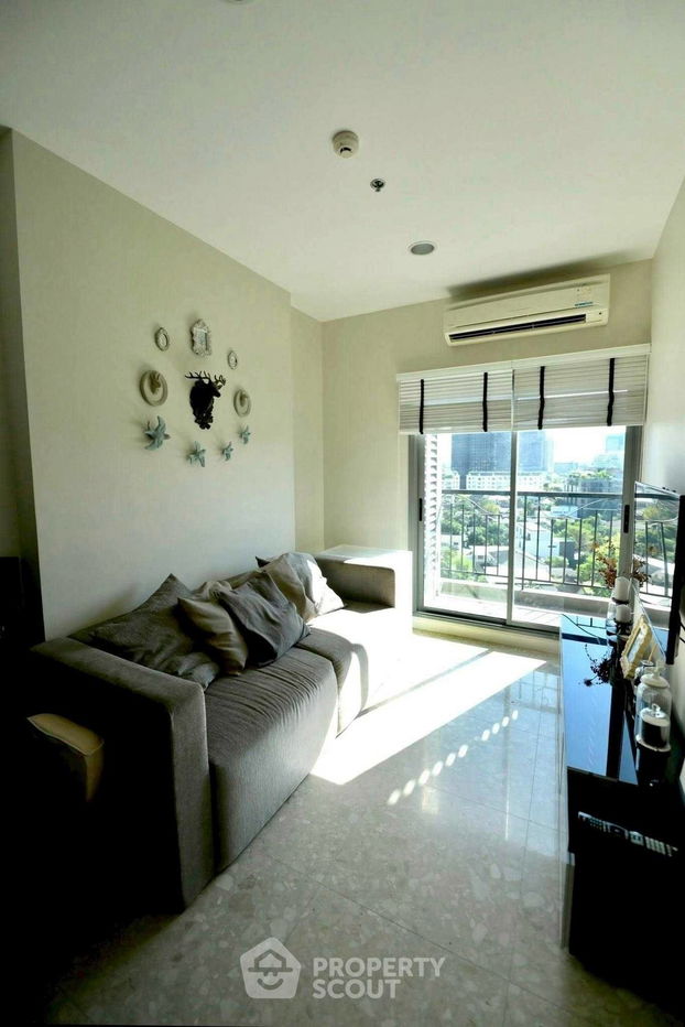 BTS Thonglor အနီး The Crest Sukhumvit 34 ရှိ 1-BR ကွန်ဒို (ID 2206245)