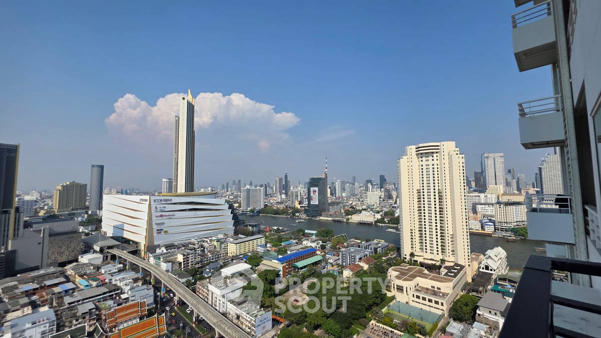 2-BR Condo at The Light House Sathorn–Chareonnakorn near BTS Krung Thon Buri (ID 2055809)