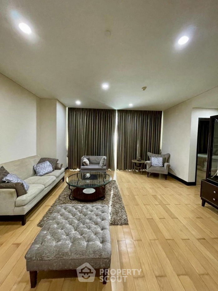 奇隆公园 2 居公寓，靠近奇隆轻轨 (BTS Chit Lom) (ID 2008826)