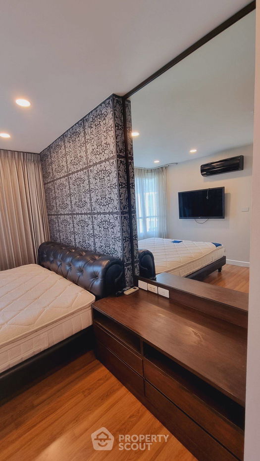 1-BR Condo at The Clover Thonglor Residence near BTS Thong Lor (ID 2208486)