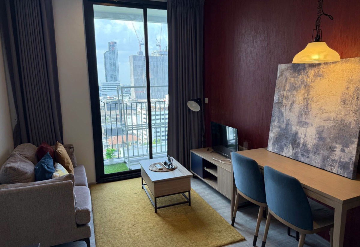 XT                          EKKAMAI