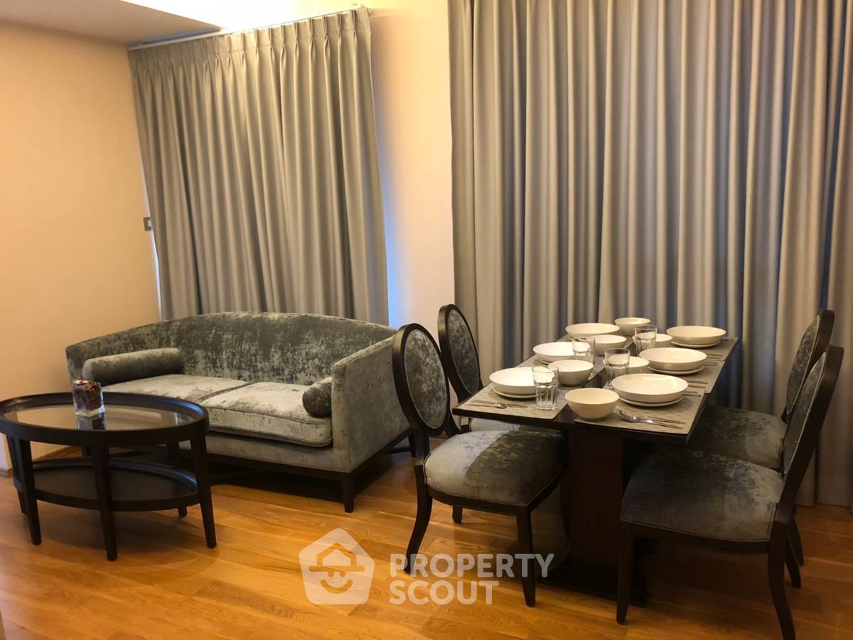 2-BR Condo at H Sukhumvit 43 near BTS Phrom Phong (ID 888196)