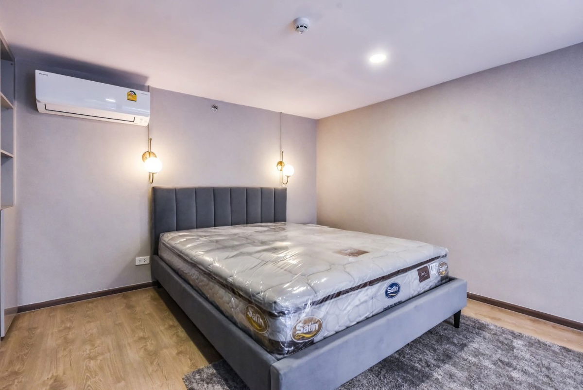 MN2801 SOHO Bangkok รัชดา เฟอร์นิเจอร์และไฟฟ้าครบครัน