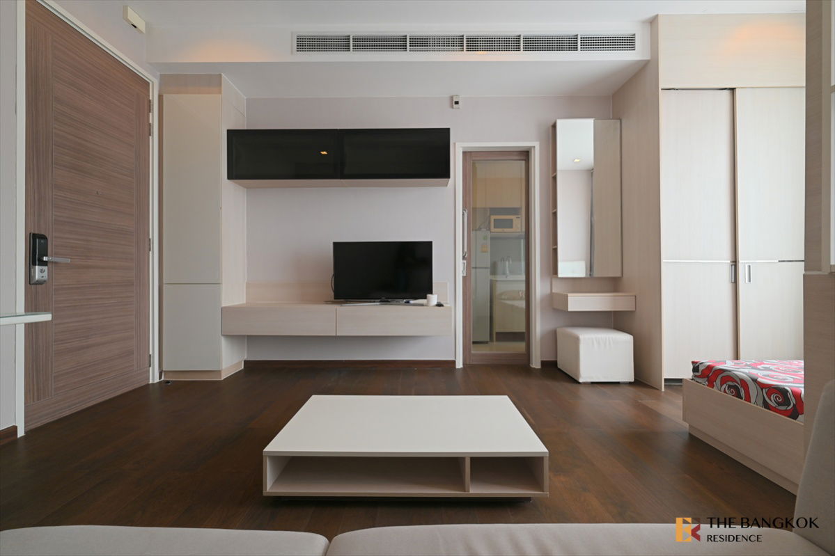 Q Asoke💥High-Rental Demand Condo in Prime Asoke Location, Near MRT Phetchaburi &  ARL Makkasan