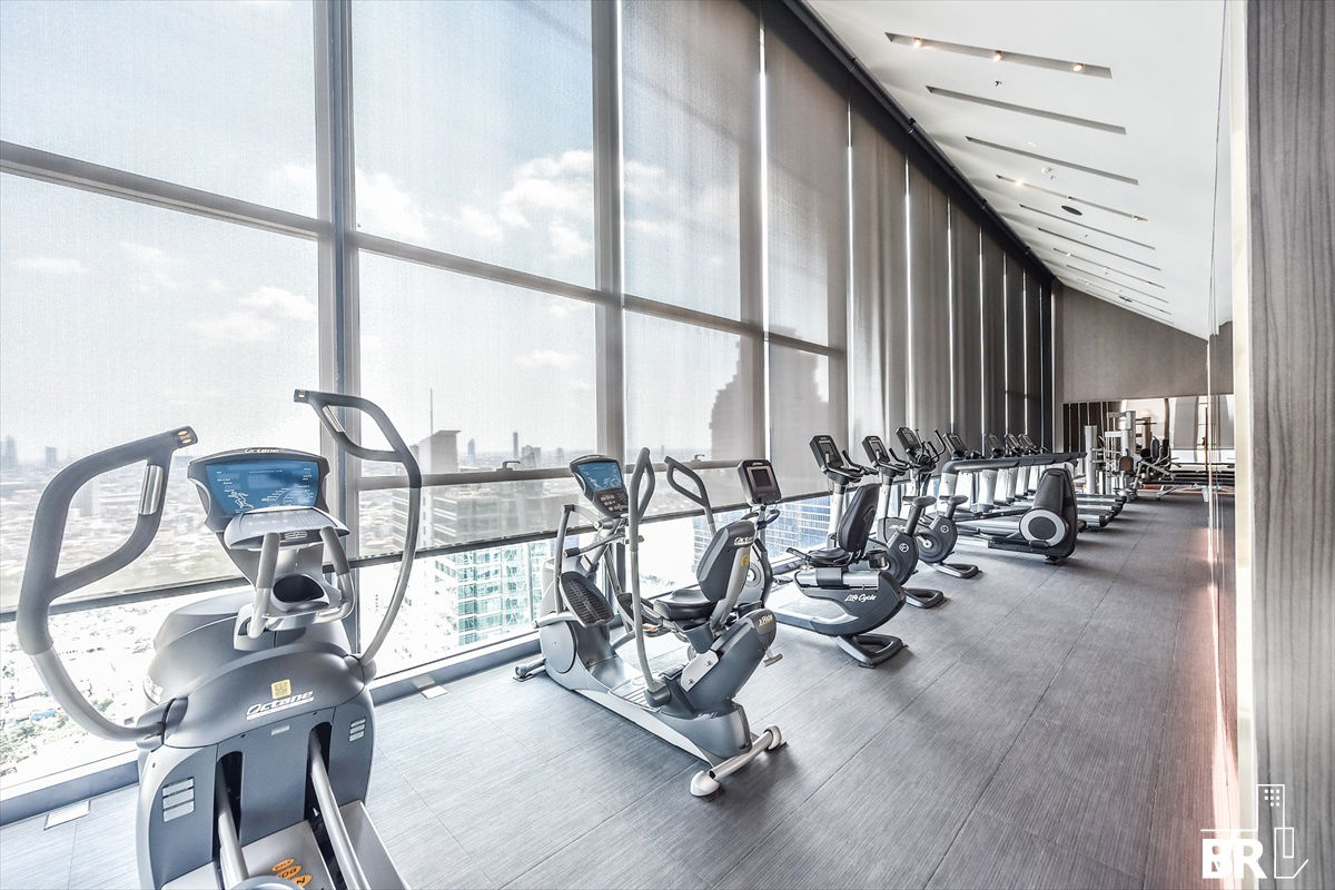 The Diplomat Sathorn,📍 Luxury condo in Silom CBD, near BTS Surasak