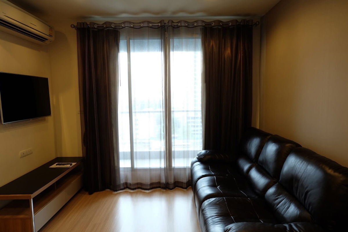 Rhythm Sukhumvit                    50