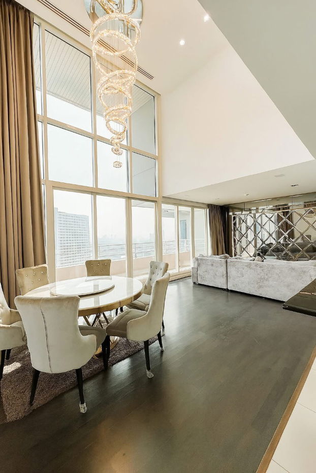 Watermark                    Chaophraya