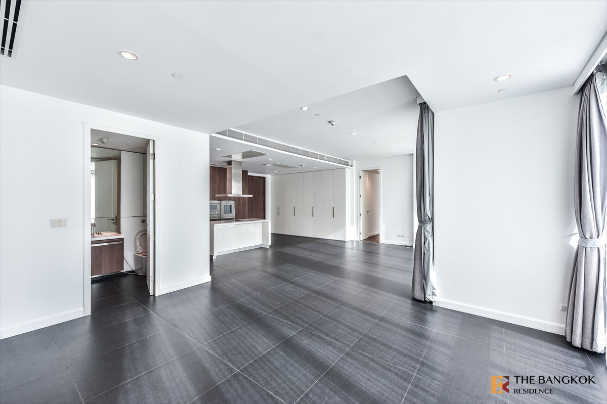 185 Rajadamri✨ ห้องกว้างขวางพร้อมวิวเมืองแบบพาโนรามา 🌃 ใกล้ BTS ราชดำริ