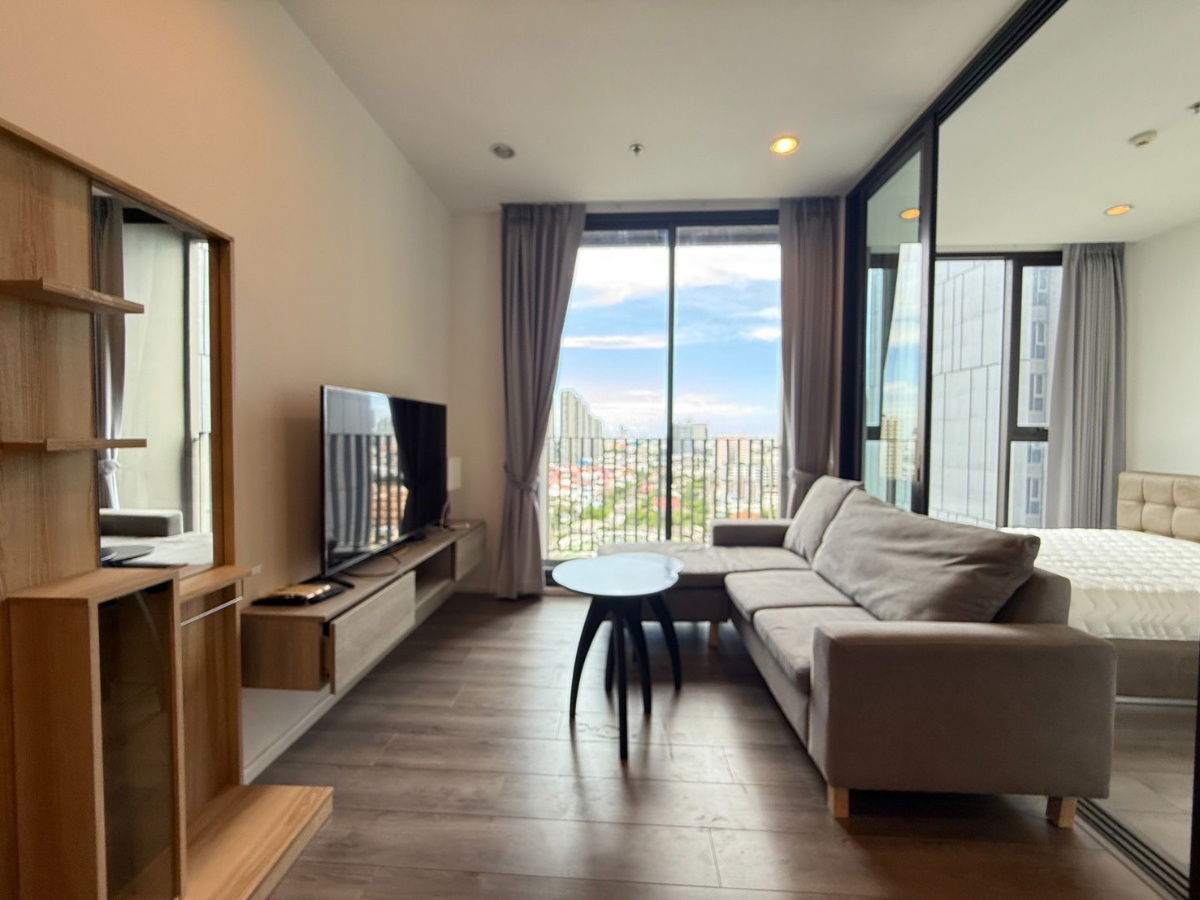 Condo for rent in Whizdom Essence Sukhumvit (BTS Punnawithi) (SA-01)