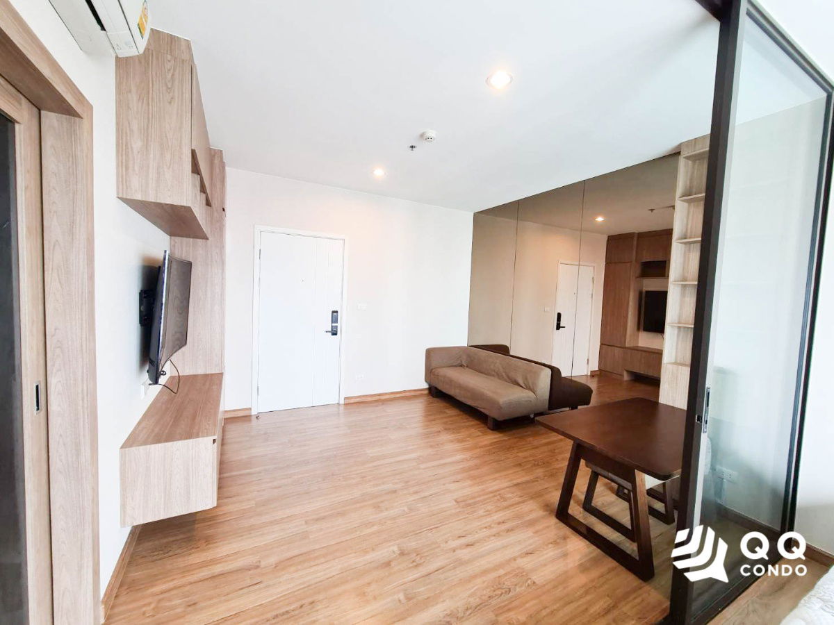 For rent The Tree Rio Bang-Aor Station 1Bed, size 30 sq.m., Beautiful room, fully furnished.