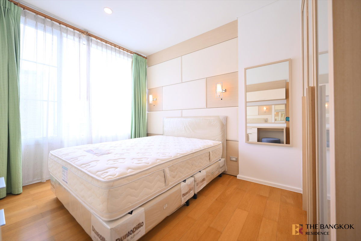 Wind Sukhumvit 23, Luxury condo at special price, Near BTS Asoke
