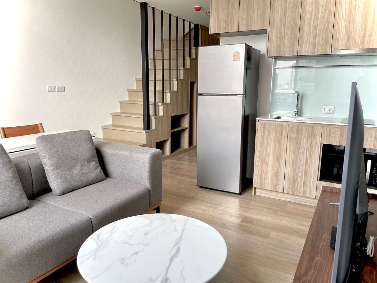 Condo for rent: Siamese Sukhumvit 87, ready to move in. If interested, contact Line @goodmanpro or call 0999029192.