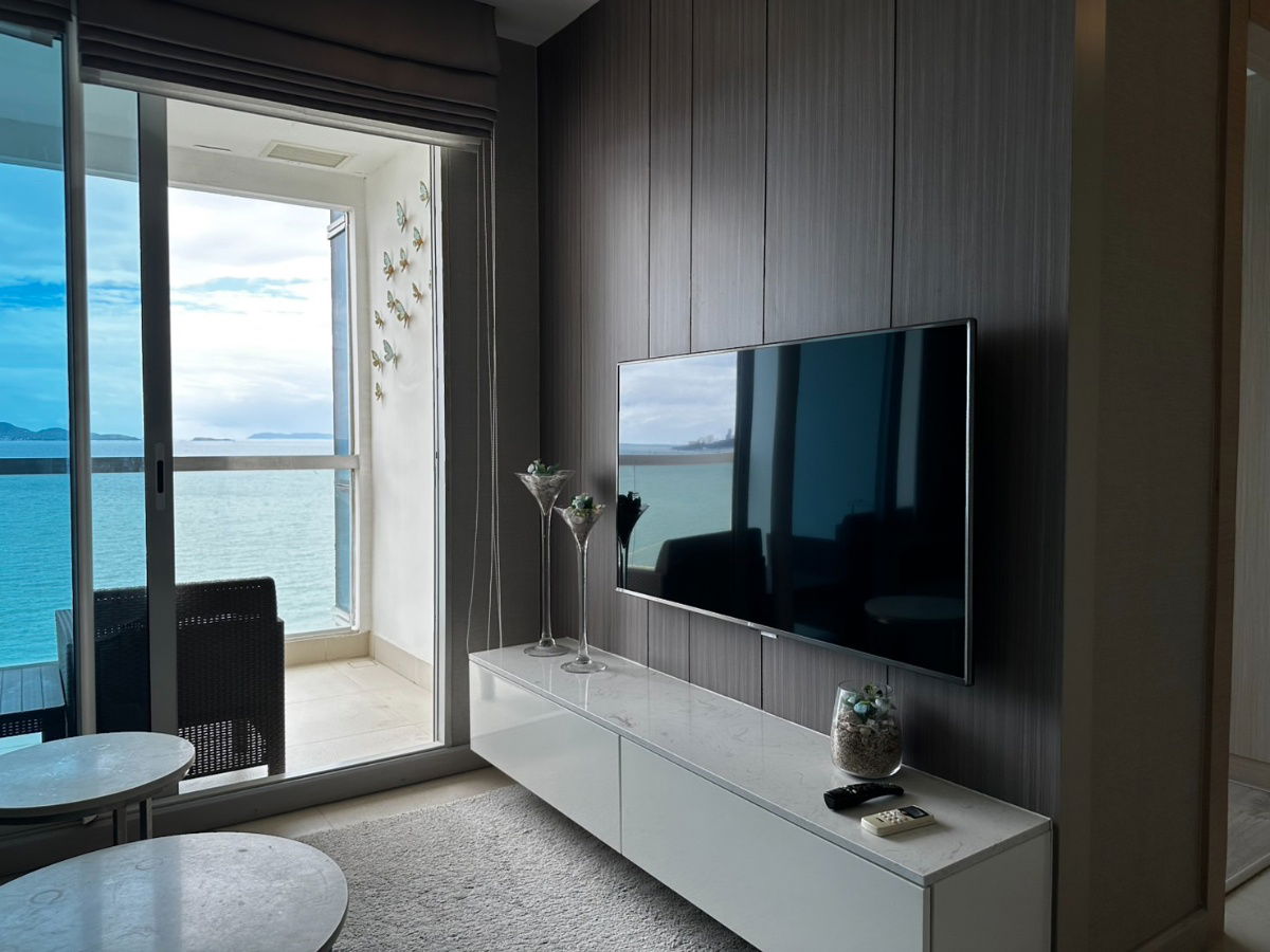 For rent condo The palm wongamat beach front pattay fully furnished (S03-2076)