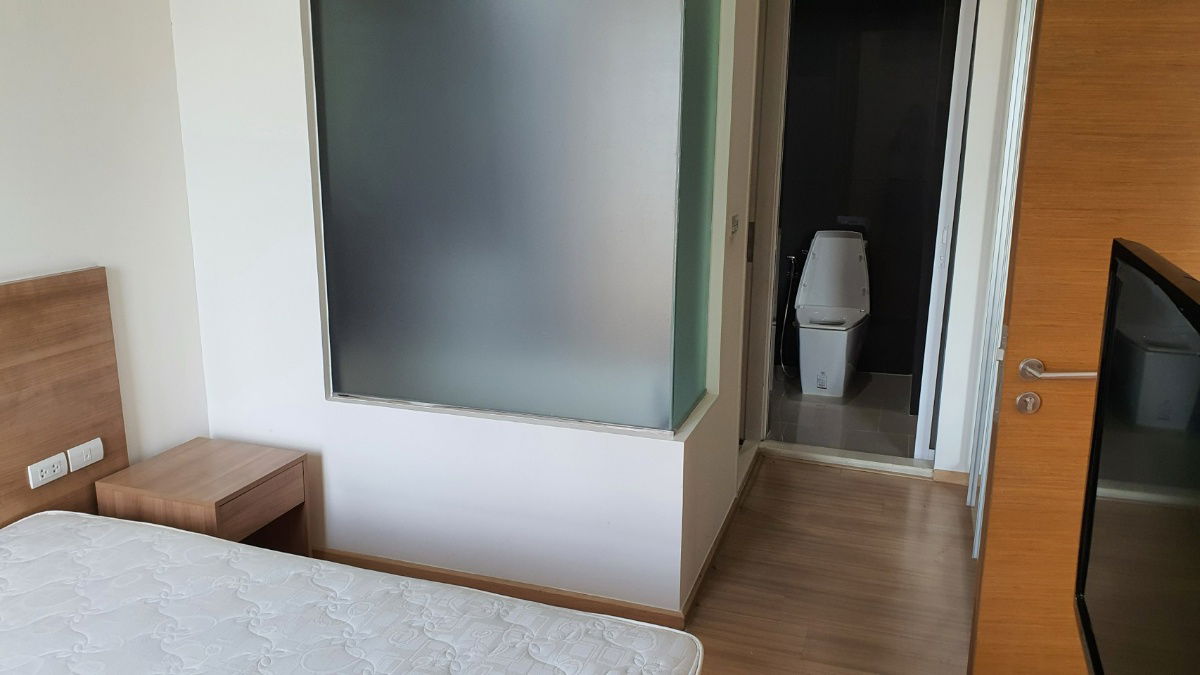 出租公寓 Rhythm Sukhumvit 50 52 平方米，带浴缸 (S15-27233)