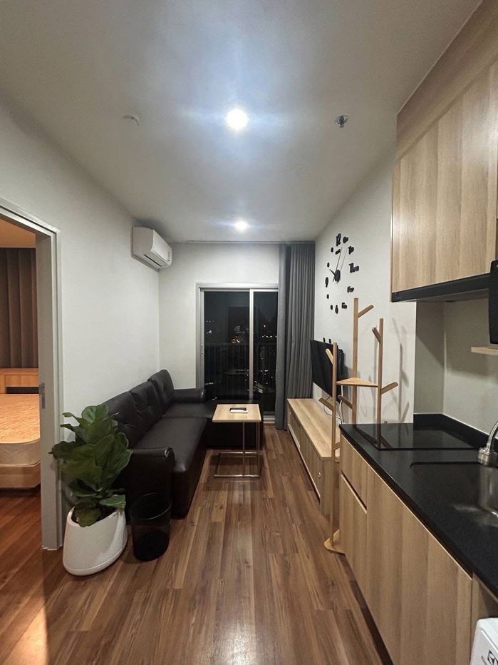 P1096 Condo for rent, Noble Revole Ratchada2, good location, beautiful room, fully furnished, washing machine, special price.