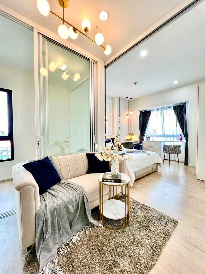 P1095 Condo for rent S1 Rama9, 2 bedrooms, beautifully decorated, fully furnished, ready to move in, super special price.