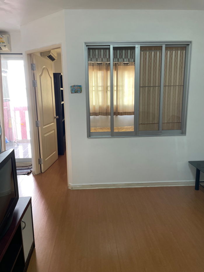 Condo for rent in good condition " Lumpini Condo Town Ratanathibet "