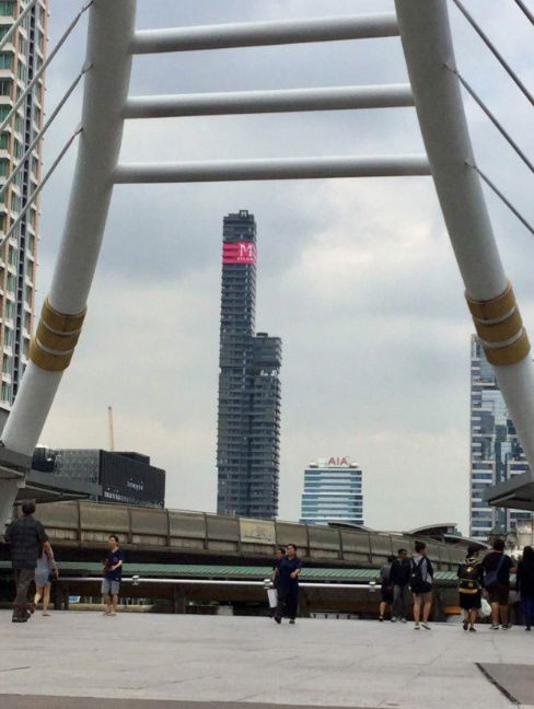 One-bedroom Condominium unit for rent in M Silom, near Chong Nonsi BTS Station