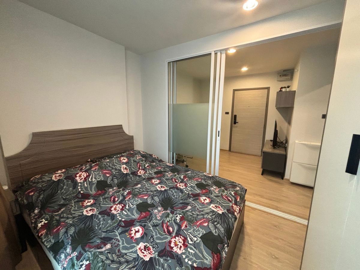 P1105 公寓出租 Premio Quinto，靠近 BTS Sena，转角房，房间漂亮，家具齐全，可随时入住。