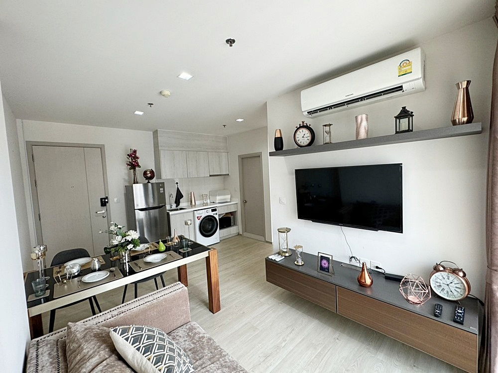 Call : 095-959-5144 Condo Life Sukhumvit 48 @BTS Phra Khanong, 49 sq.m 2 Bedrooms High floor, Fully Furnished, Ready to move in