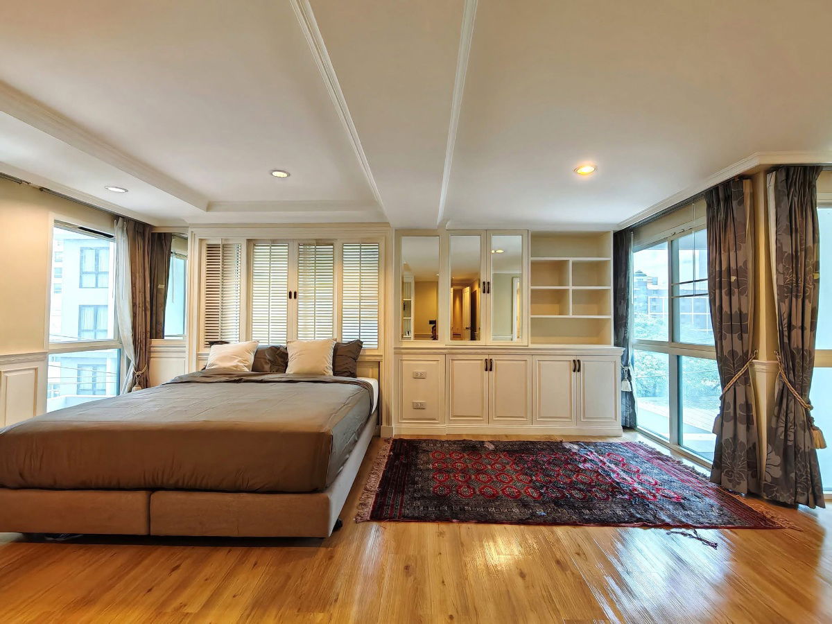 New renovate 2 bedroom 164 SQM La Maison Ruamrude rent