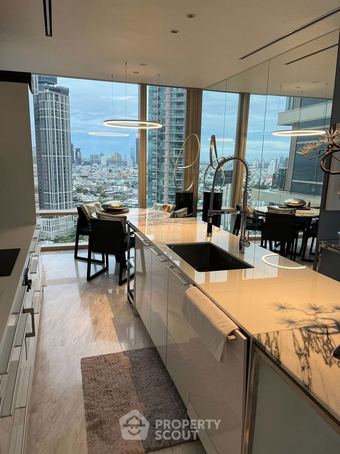 曼谷四季私人住宅 2 居公寓，靠近 BTS Saphan Taksin（ID 2221903）