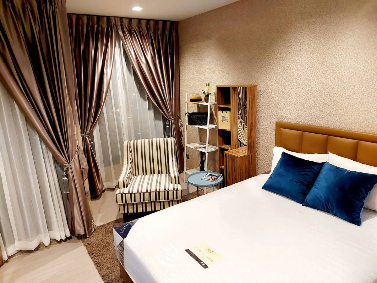 G8561💛中国客户，请加微信。(在联系方式的旁边) 🅵🅾🆁 🆁🅴🅽🆃 Life Asoke - Rama 9 🅻🅸🅽🅴 ❤️💜@condopremium💜❤️Ready to move in ⬛🟨 联系Lisa 089 693 6415🟨⬛