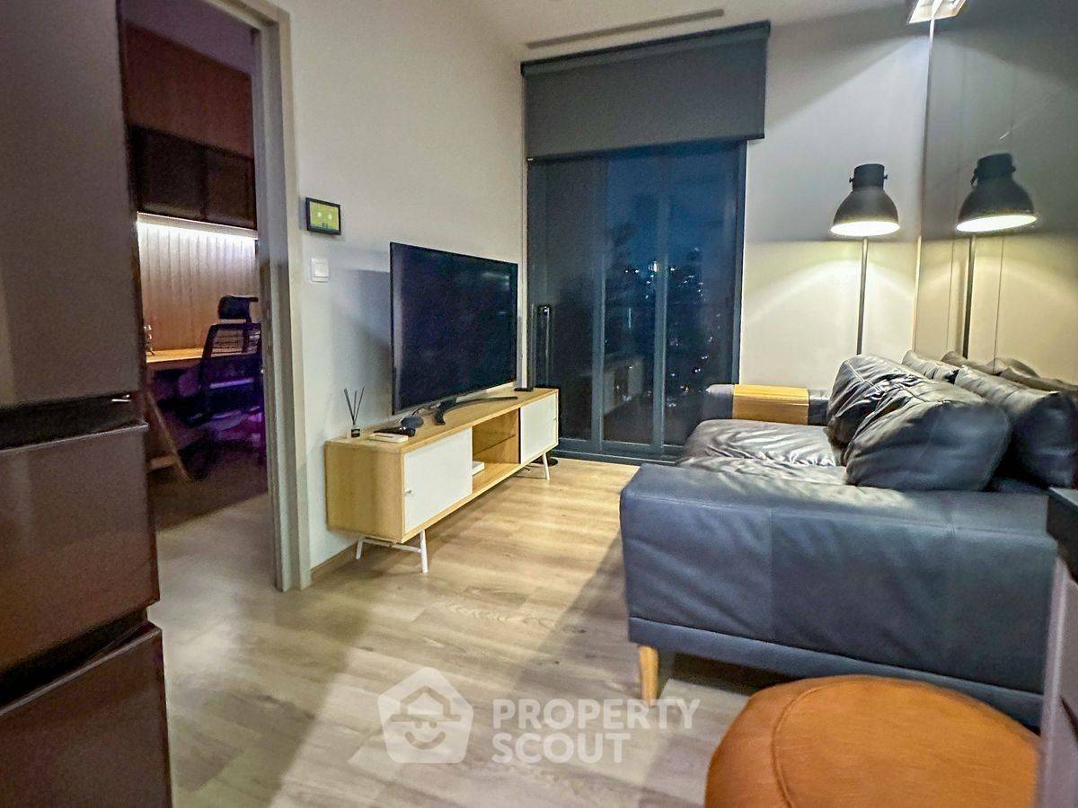 1-BR Condo at Oka Haus Sukhumvit 36 near BTS Thong Lor (ID 2077451)