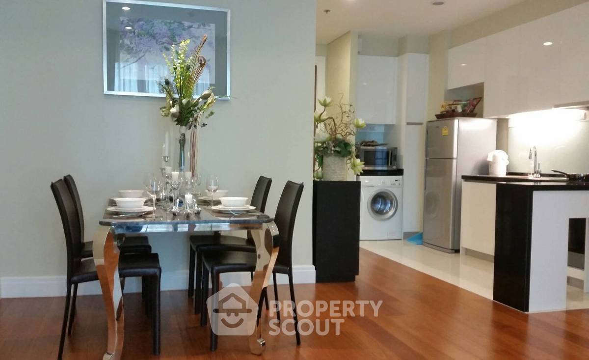 2-BR Condo at Bright Sukhumvit 24 Condominium near BTS Phrom Phong (ID 1815961)