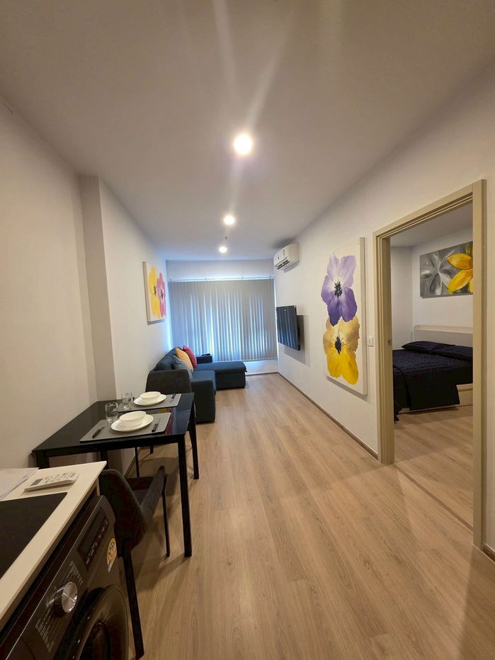 Life Rama 4 -               Asoke