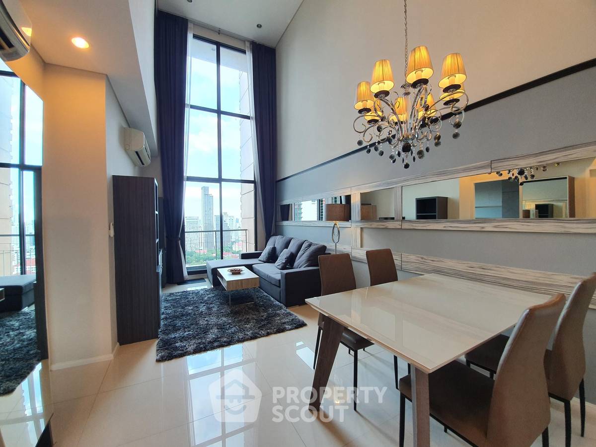 2-BR Condo at Villa Asoke near MRT Phetchaburi (ID 452952)