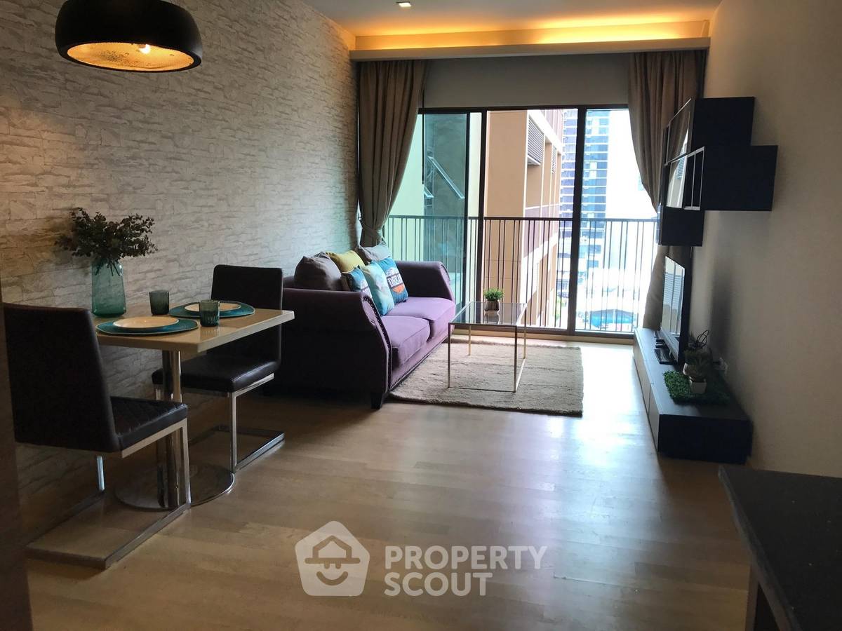 1-BR Condo at Noble Refine Prompong near BTS Phrom Phong (ID 452707)