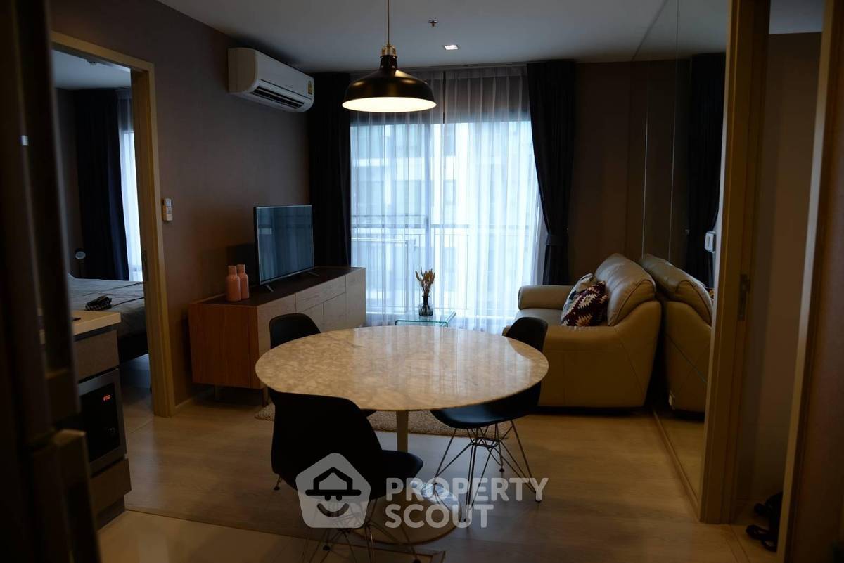 2-BR Condo at Rhythm Sukhumvit 36-38 near BTS Thong Lor (ID 452798)