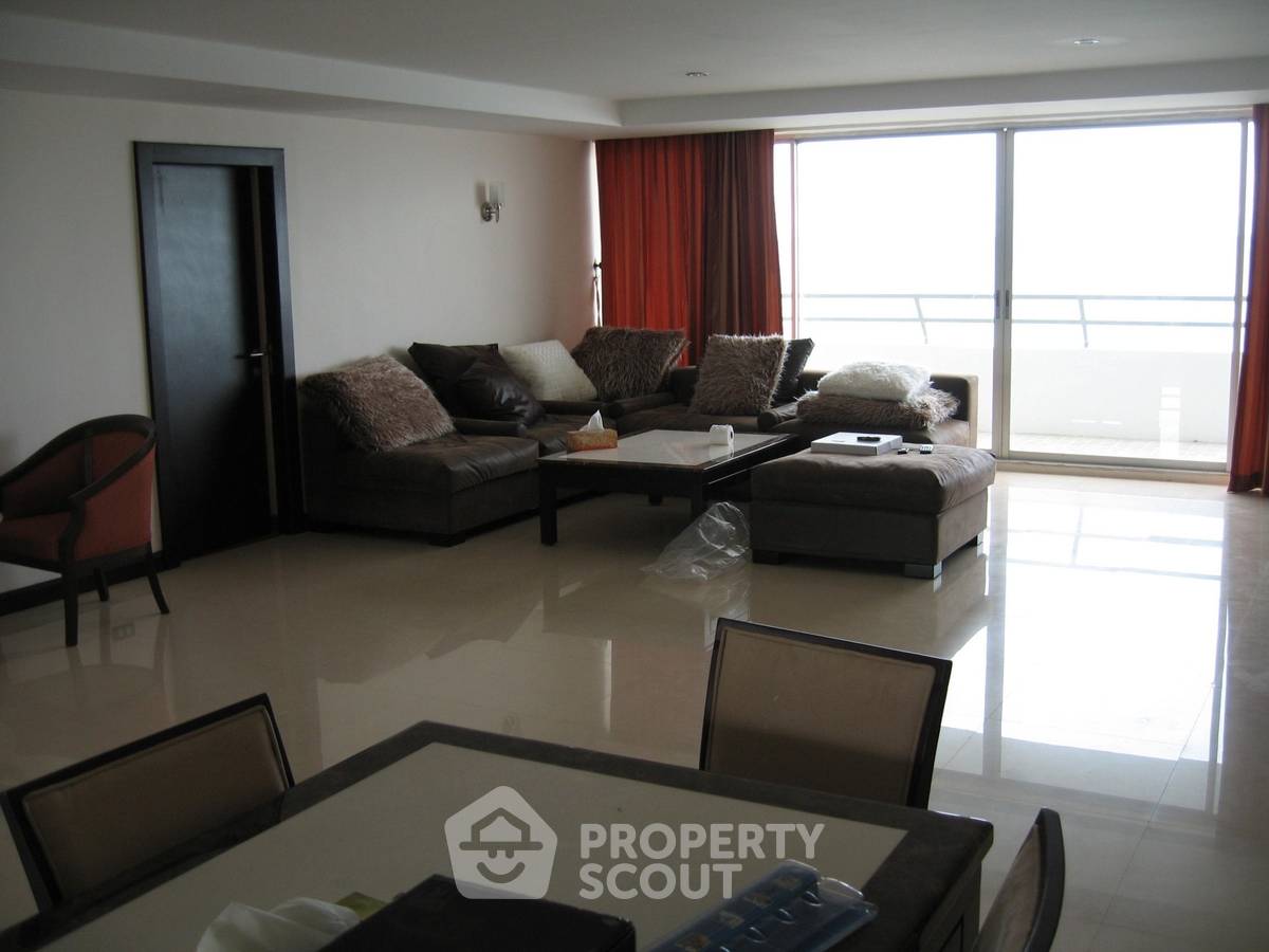3-BR Condo at Milford Paradise close to Eureka Beach Cafe Hua-Hin (ID 1547111)