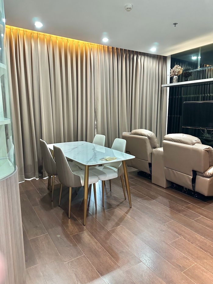 *** Condo for rent : C Ekkamai 2 Bedrooms  Nice decorated Fully furnished ***