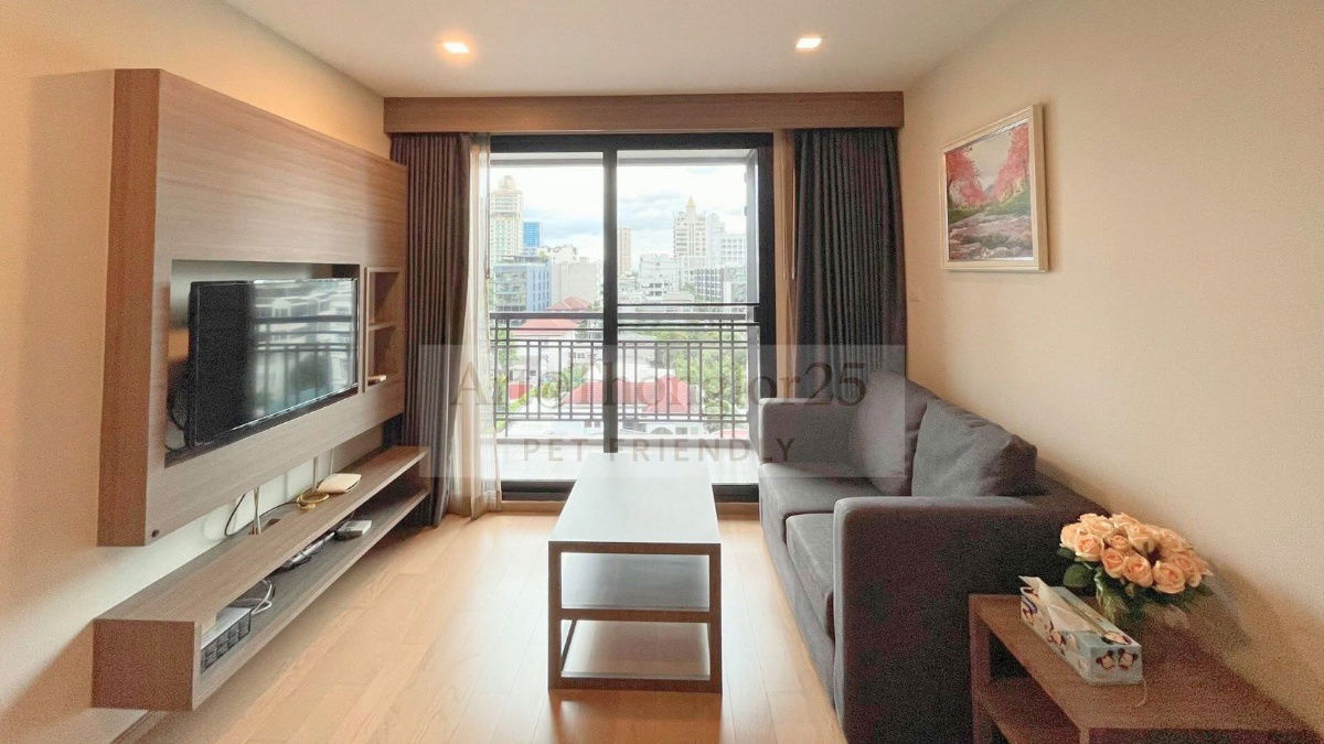 Art @ Thonglor                   25