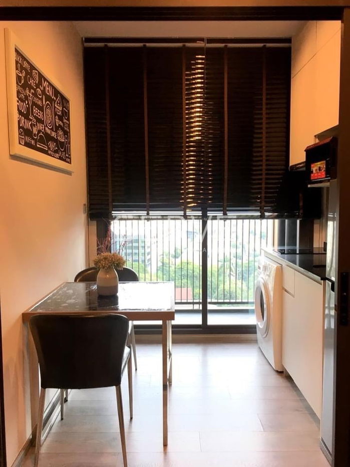 Best Price 1 Bed  Fully furnished Nice Room Good Location Close to MRT Lat Phrao  @ Whizdom Avenue Ratchada-Ladprao